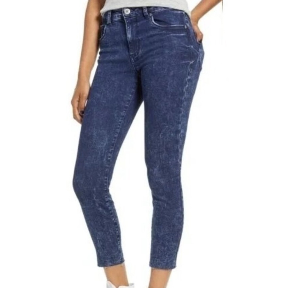 STS Blue Super Stretch Skinny Jeans, size 32 EUC